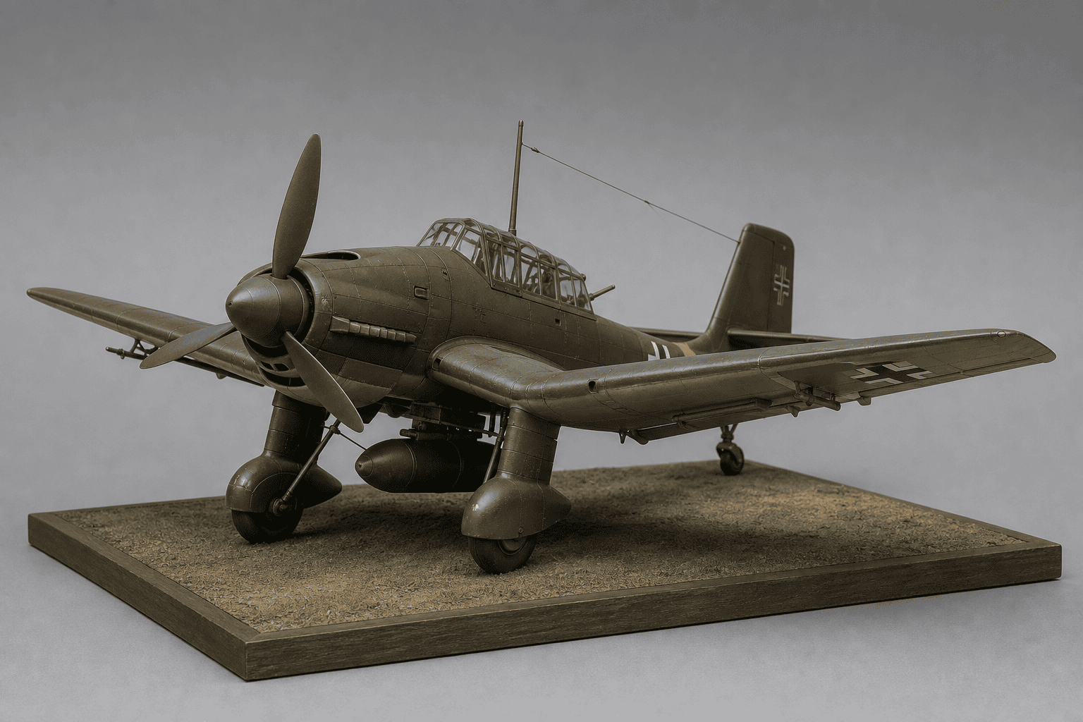 Ju 87B 斯图卡俯冲轰炸机 静态图(拖拽预览降级)