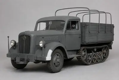 欧宝「骡子」半履带卡车
