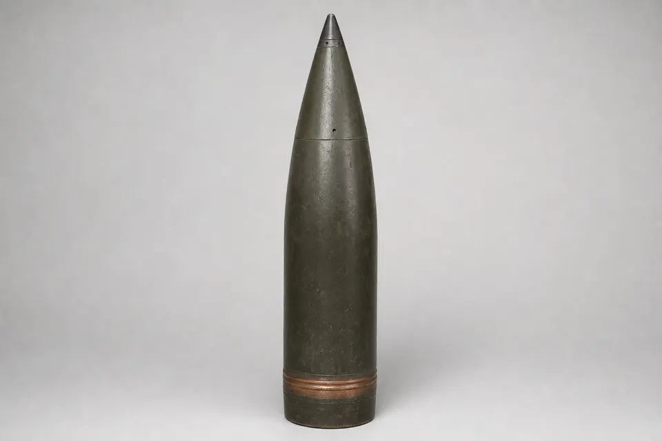 16 英寸穿甲弹（舰炮） · 正面