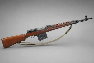 AVT-40 自动步枪